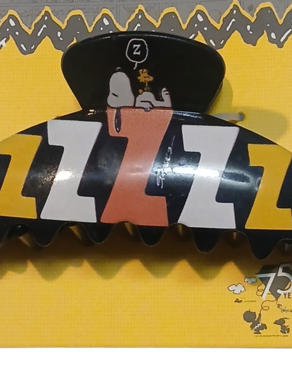 Peanuts- New In Package Snoopy Hair Clip - Black, Yellow, Orange. Age 12 + - Picture 2 of 8